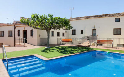 Celebra tu cumpleaños con estilo en Cal Ton Cruset: fiestas privadas con piscina en Sant Martí Sarroca