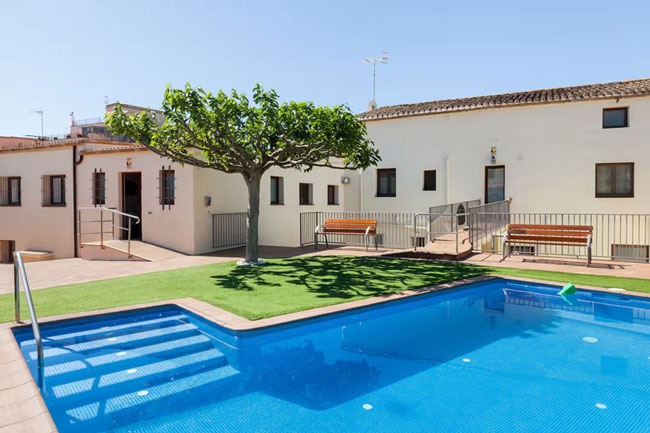 cal-ton-cruset-piscina-horas